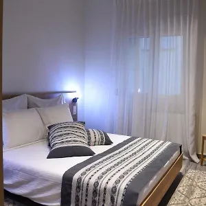 https://alpinia-n-lotus.hotels-of-thessaloniki.com